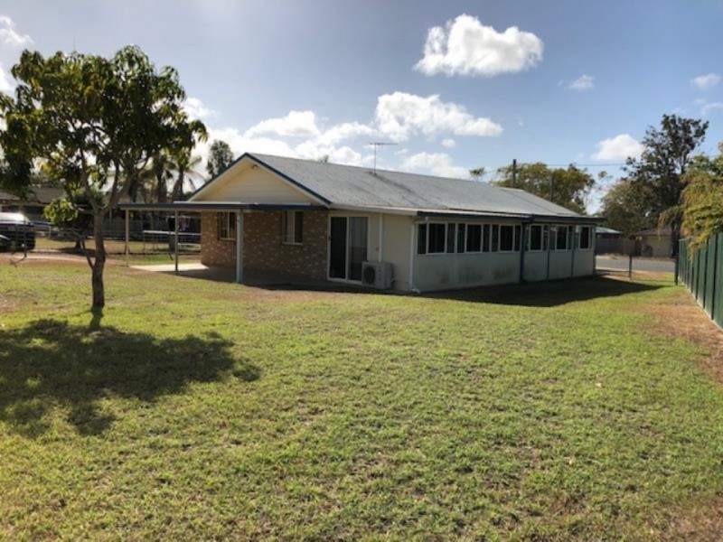 10 Lorraine Court, Gracemere QLD 4702